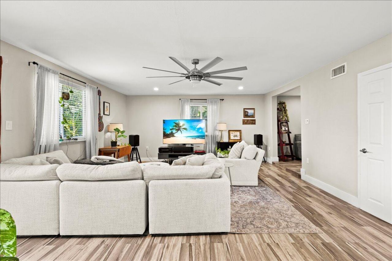 1421 NW 7th Terrace, Fort Lauderdale, FL 33311 Photo