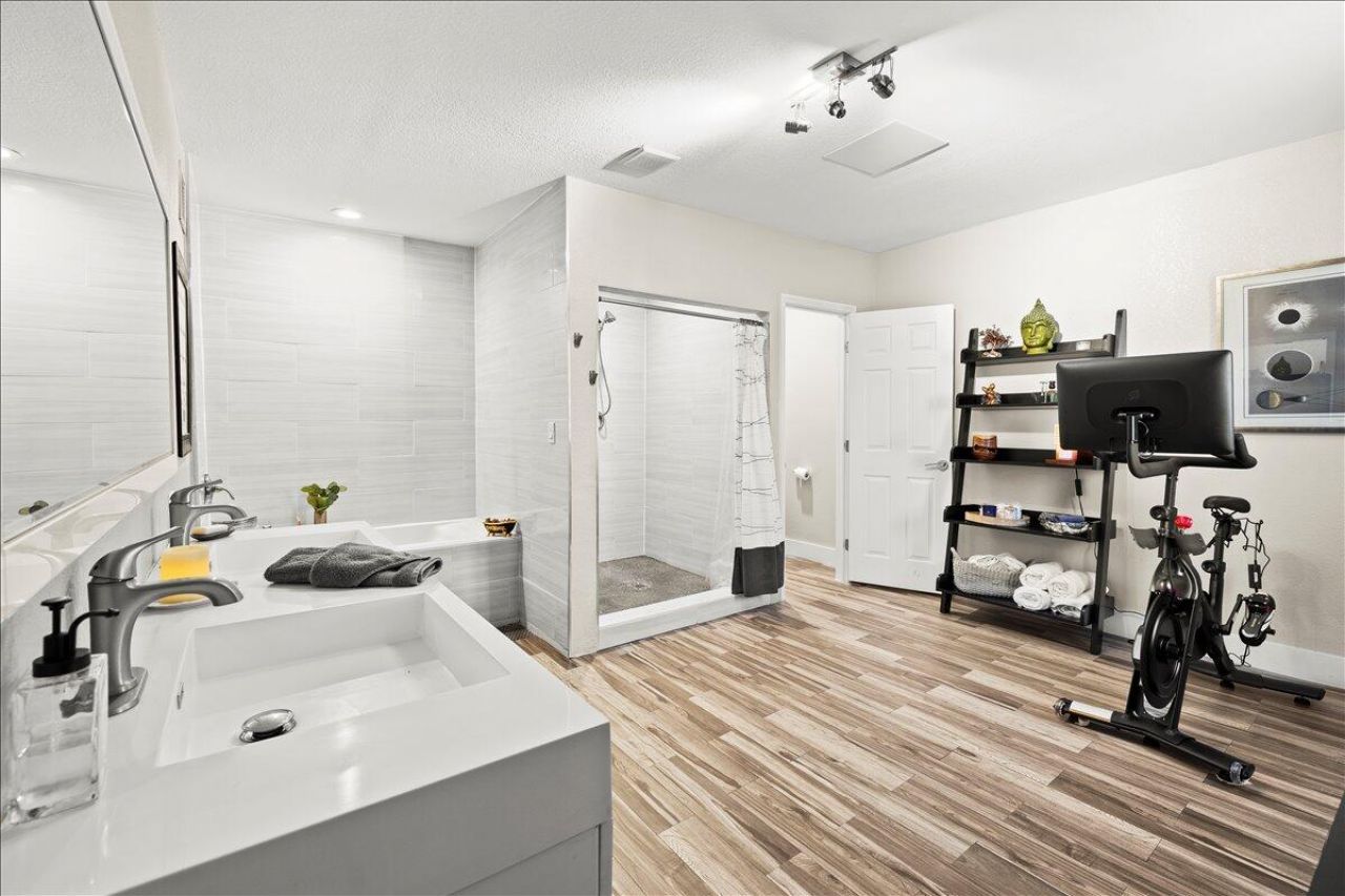 1421 NW 7th Terrace, Fort Lauderdale, FL 33311 Photo