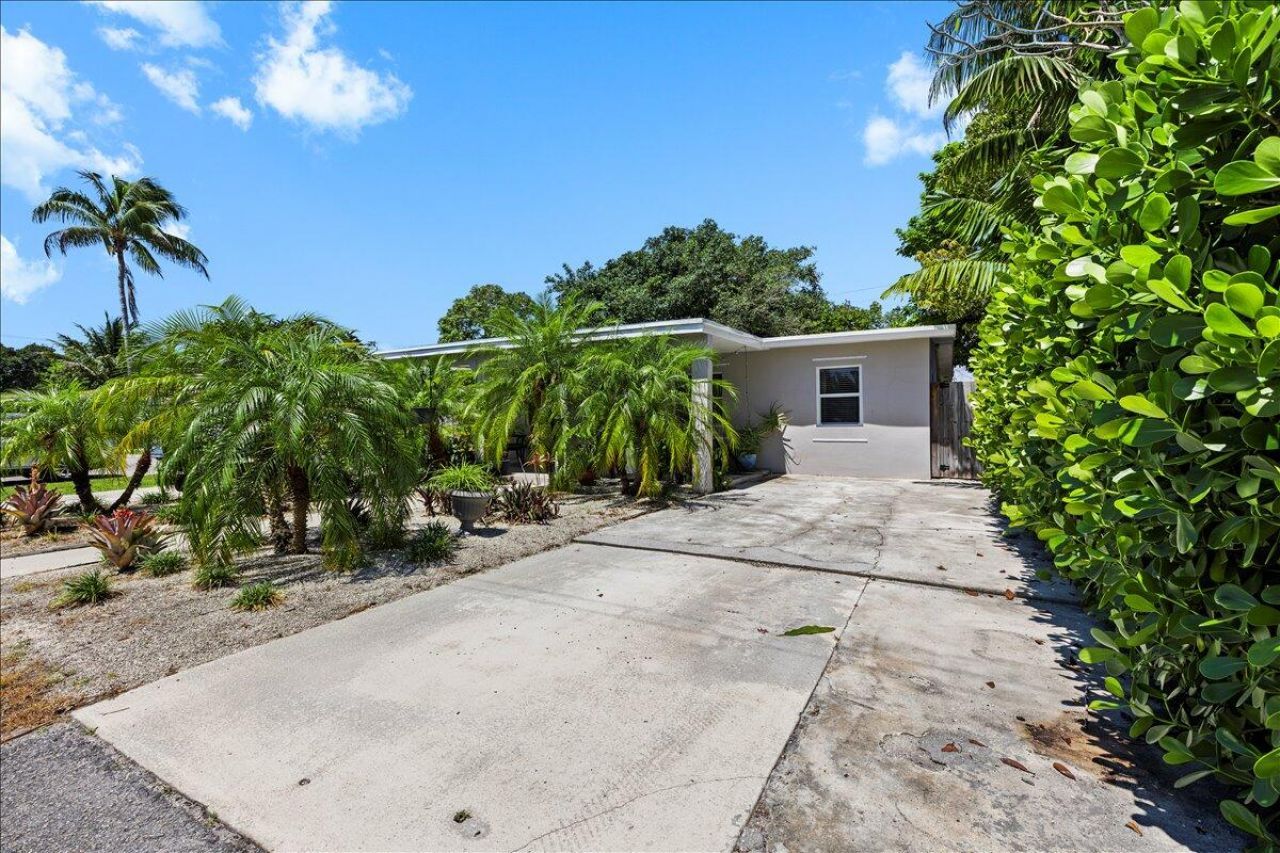 1421 NW 7th Terrace, Fort Lauderdale, FL 33311 Photo