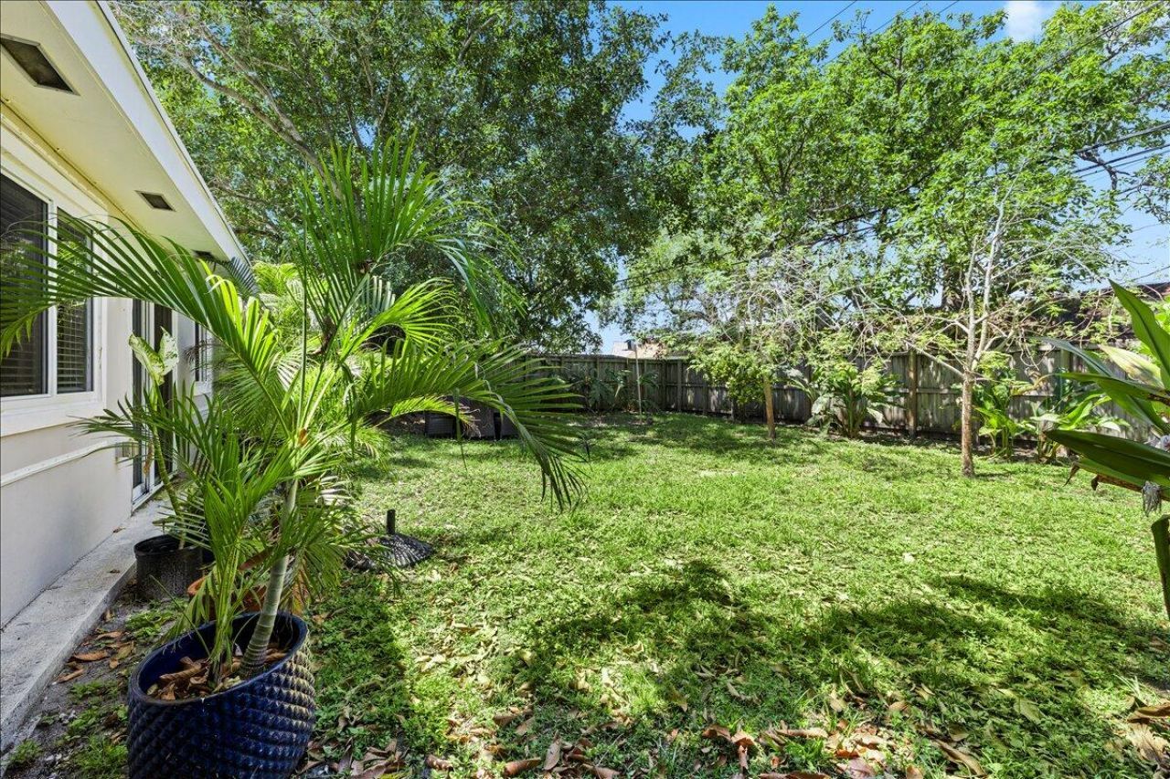 1421 NW 7th Terrace, Fort Lauderdale, FL 33311 Photo