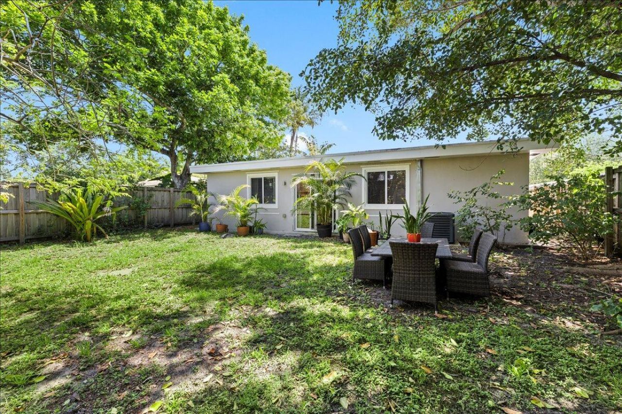 1421 NW 7th Terrace, Fort Lauderdale, FL 33311 Photo