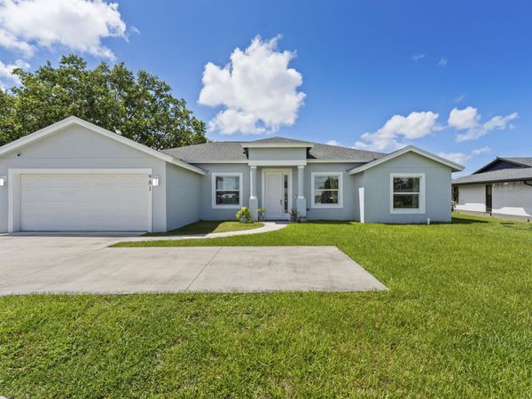 981 SW California Boulevard, Port St. Lucie, FL 34953