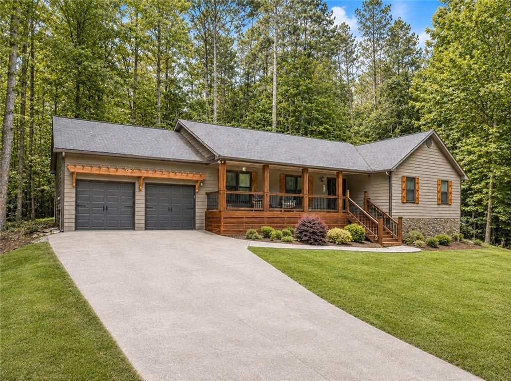 440 Spruce Court, Alpharetta, GA 30004 Main Photo