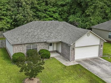 427 Nottingham Drive, Cabot, AR 72023