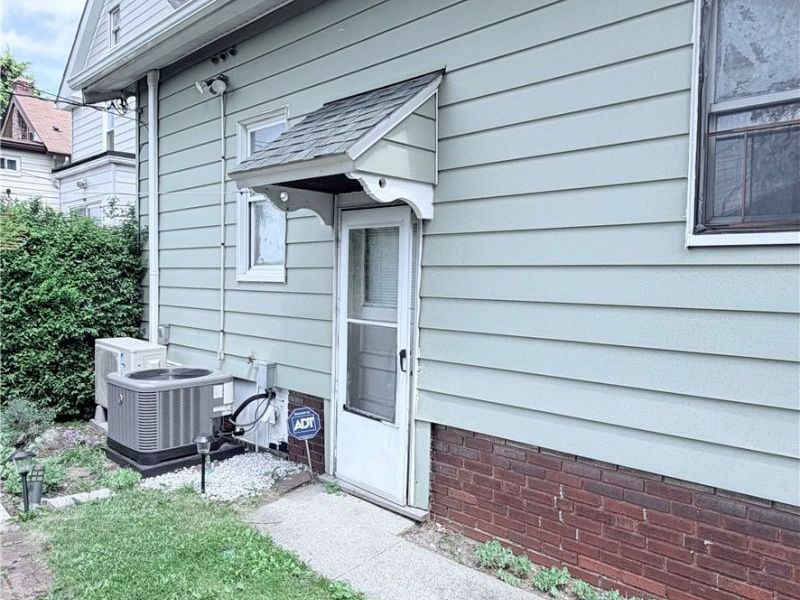 3196 W 116th Street, Cleveland, OH 44111 Photo 22