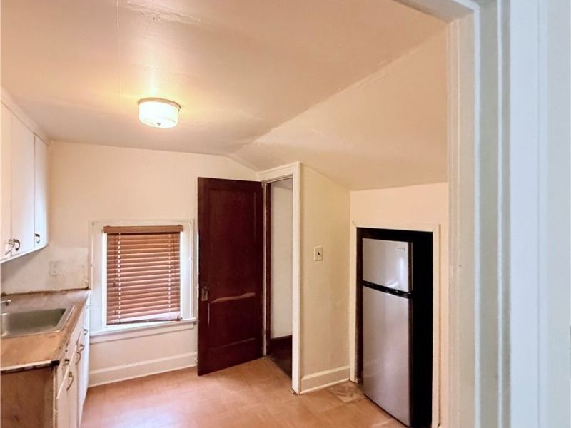3196 W 116th Street, Cleveland, OH 44111 Photo 4