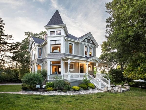 2275 Amherst Street, Palo Alto, CA 94306