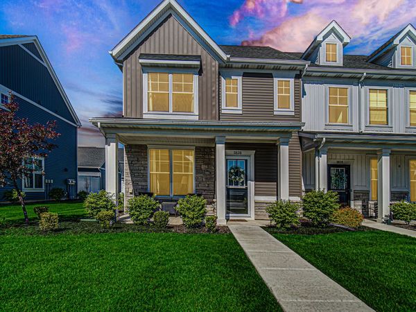 11828 Kentucky Street , Crown Point, IN 46307