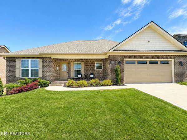3872 Doral Drive, Maryville, TN 37801