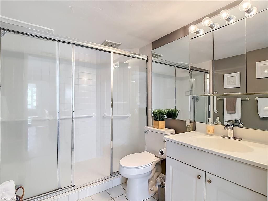 1708 Kings Lake Blvd, Unit 5-106, Naples, FL 34112 Photo