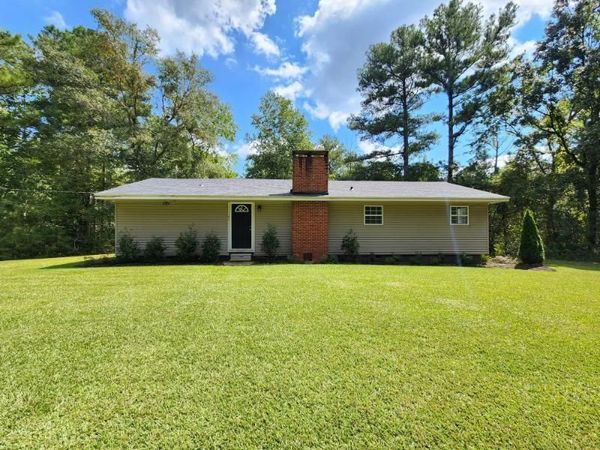 142 Drive 1227, Tupelo, MS 38866