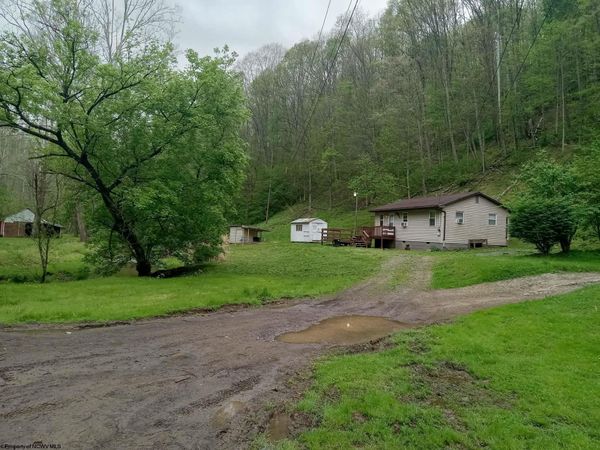 3347 Salem Long Run Road, Salem, WV 26426
