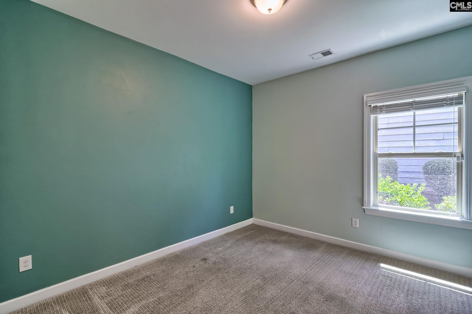 724 Xander Way  Photo 17