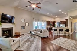 724 Xander Way  photo 4