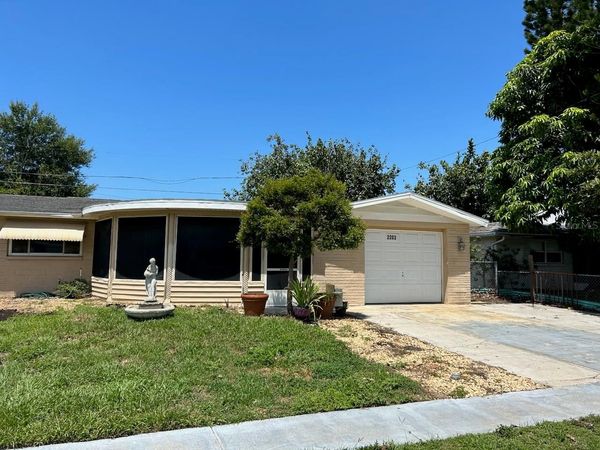 2203 MAUREEN DRIVE , HOLIDAY, FL 34690