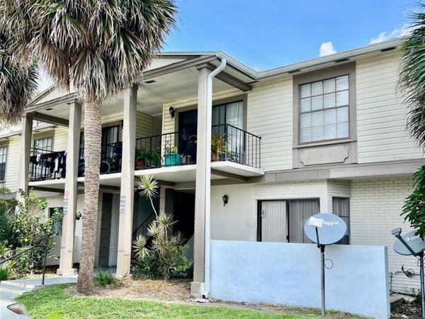 6065 VILLAGE CIRCLE , Unit 6065, ORLANDO, FL 32822