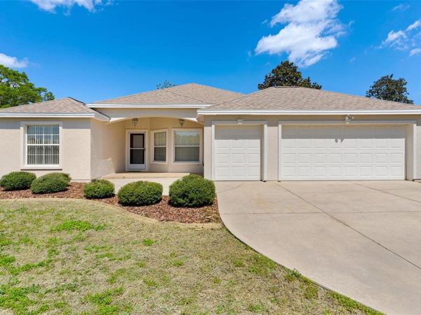 5009 HARBOR HEIGHTS , LADY LAKE, FL 32159
