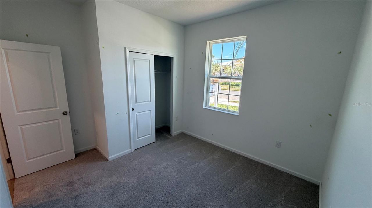 6205 Sanders Grove Circle, Okahumpka, FL 34762 Photo