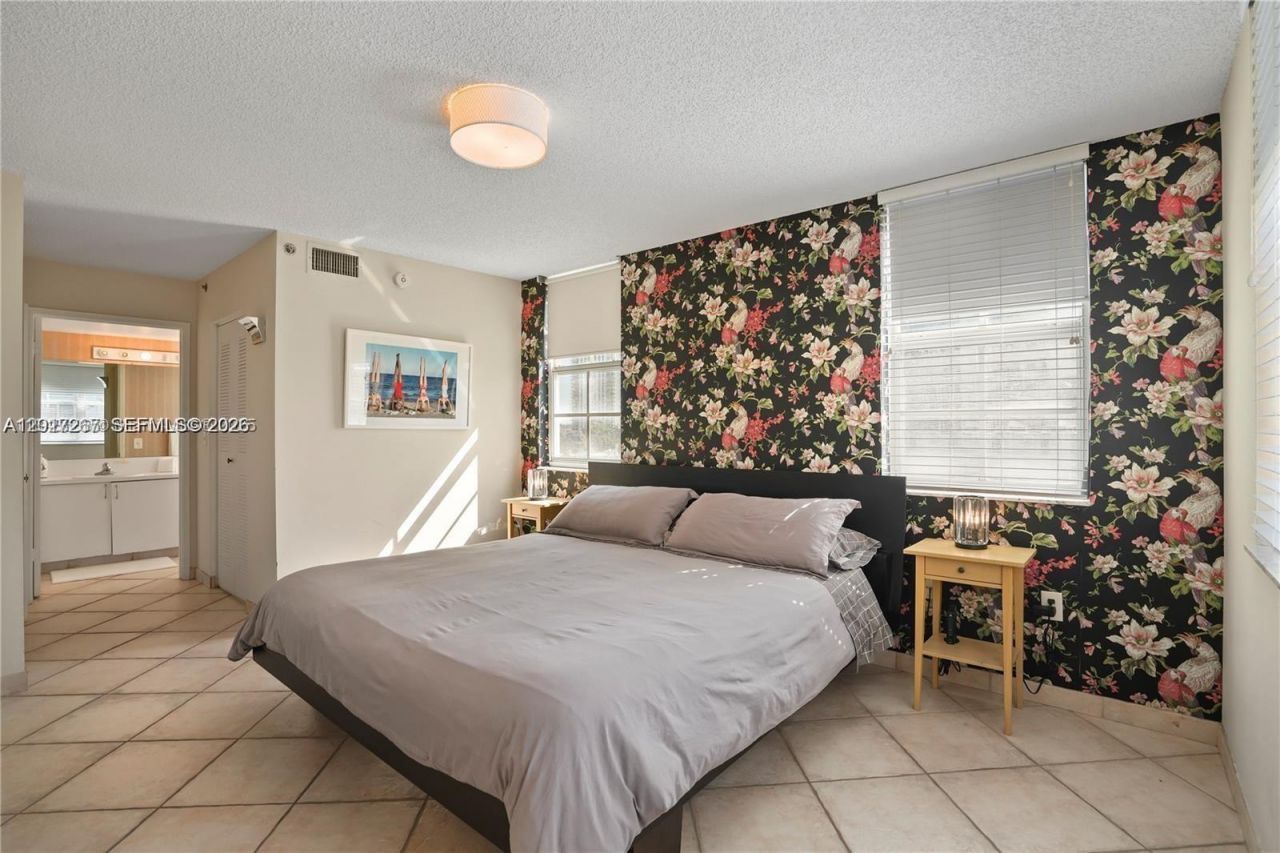 19555 E Country Club Dr , Unit 8502, Aventura, FL 33180 Photo