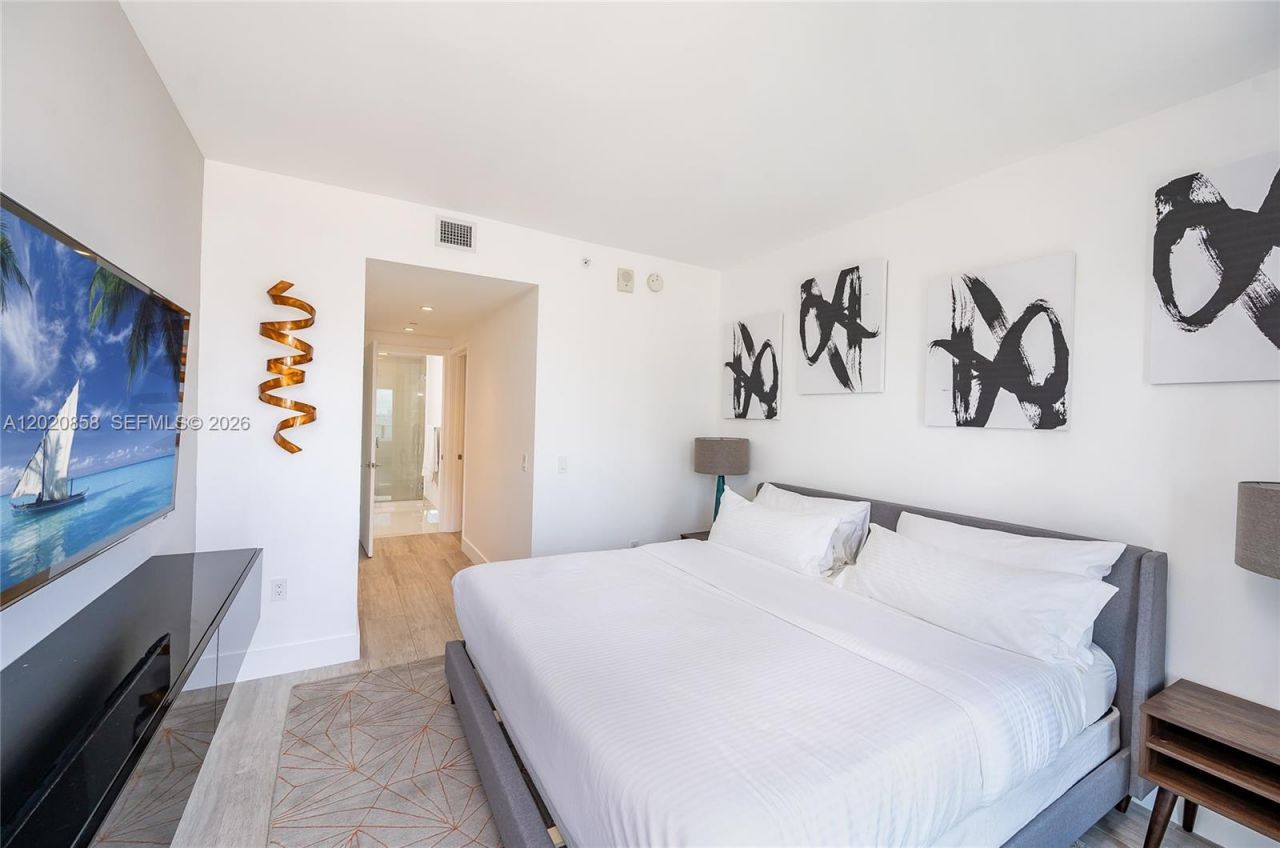 121 NE 34th St , Unit 1408, Miami, FL 33137 Photo