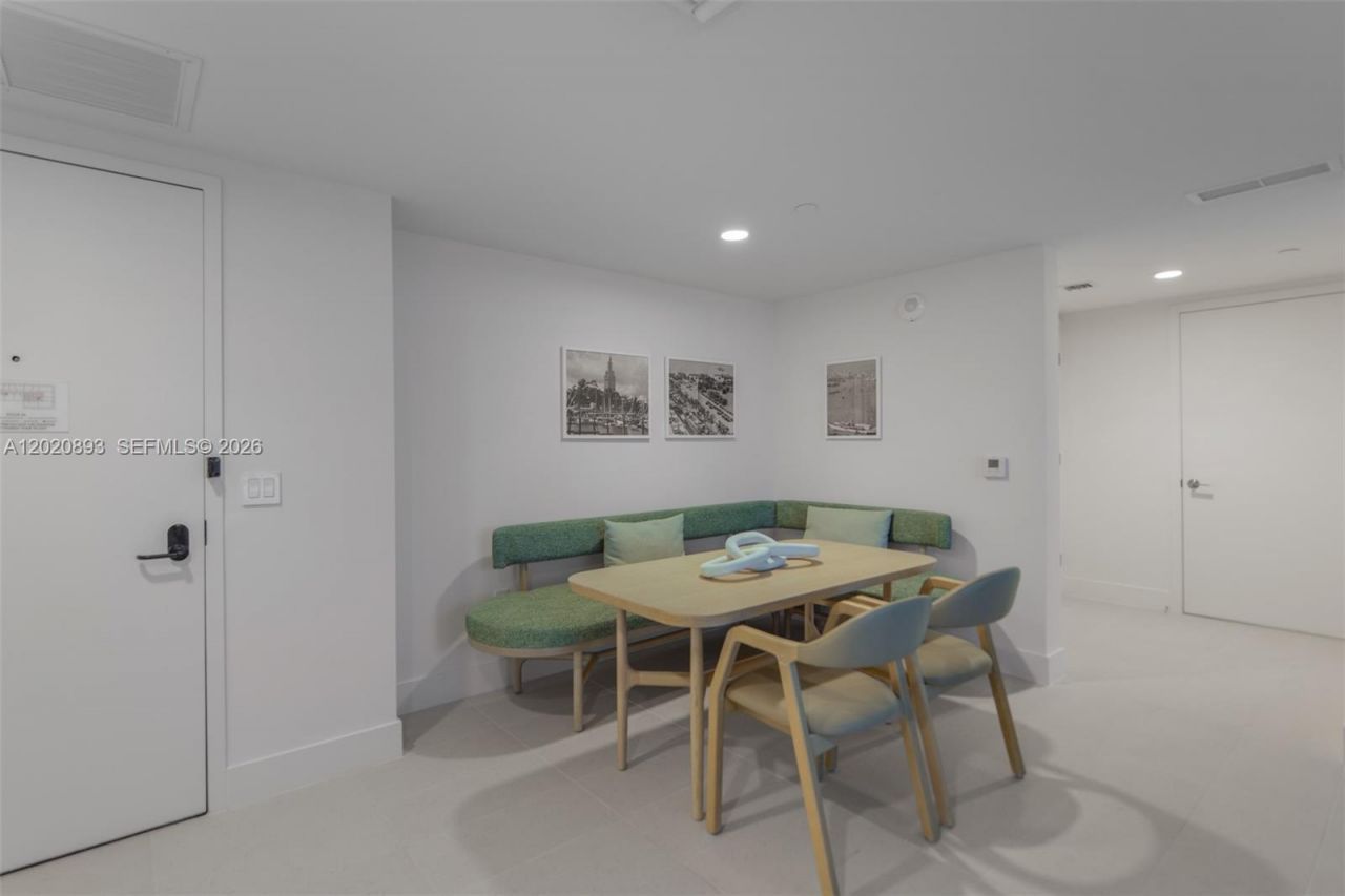159 NE 6th St , Unit 4601, Miami, FL 33132 Photo