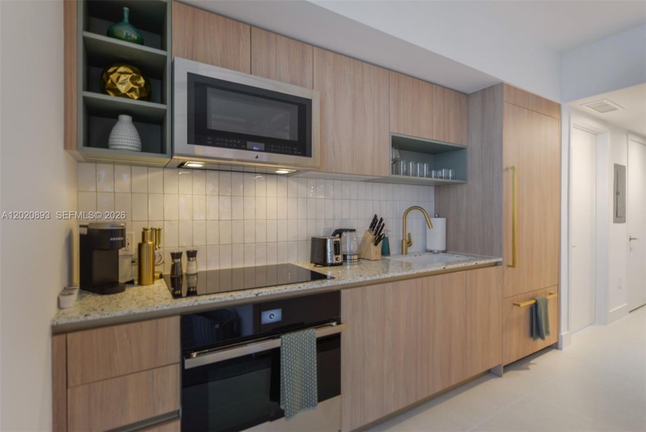 159 NE 6th St , Unit 4601, Miami, FL 33132 Photo