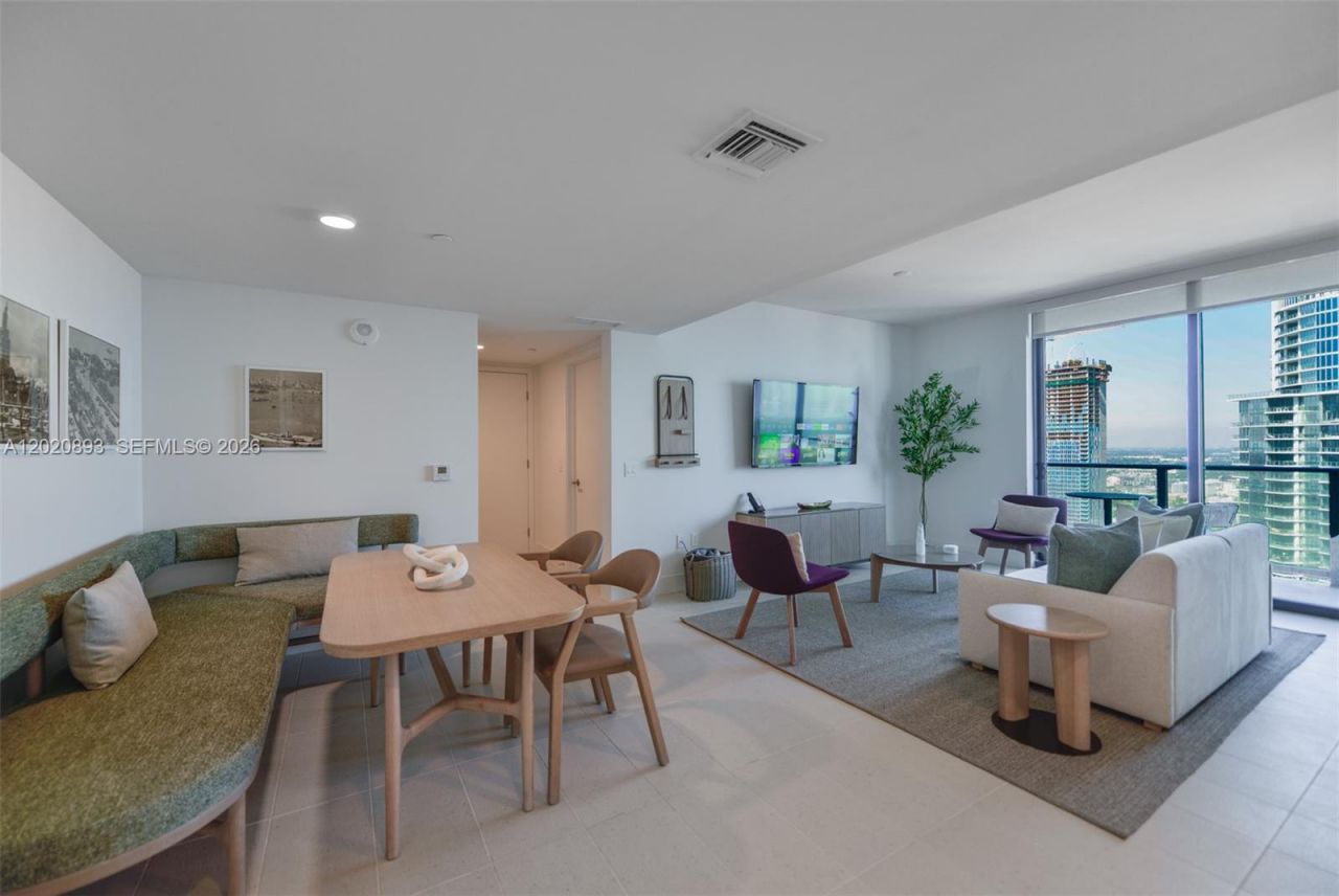 159 NE 6th St , Unit 4601, Miami, FL 33132 Photo