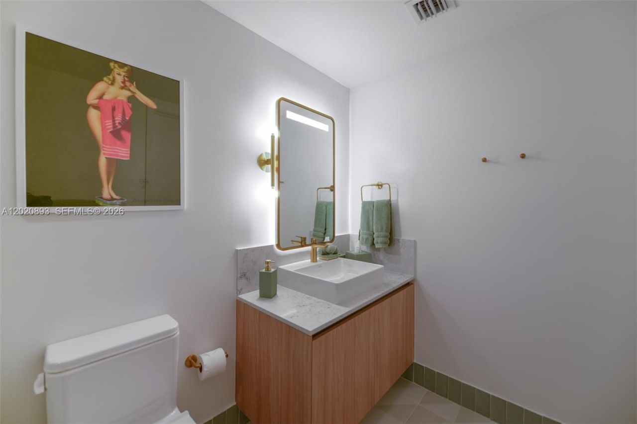 159 NE 6th St , Unit 4601, Miami, FL 33132 Photo