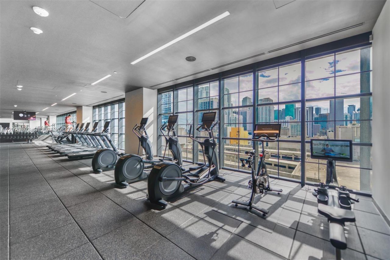 159 NE 6th St , Unit 4601, Miami, FL 33132 Photo