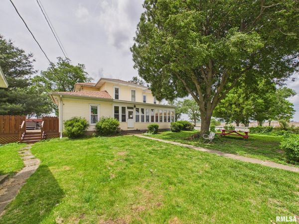 8832 JACKSON Road, Blue Mound, IL 62513