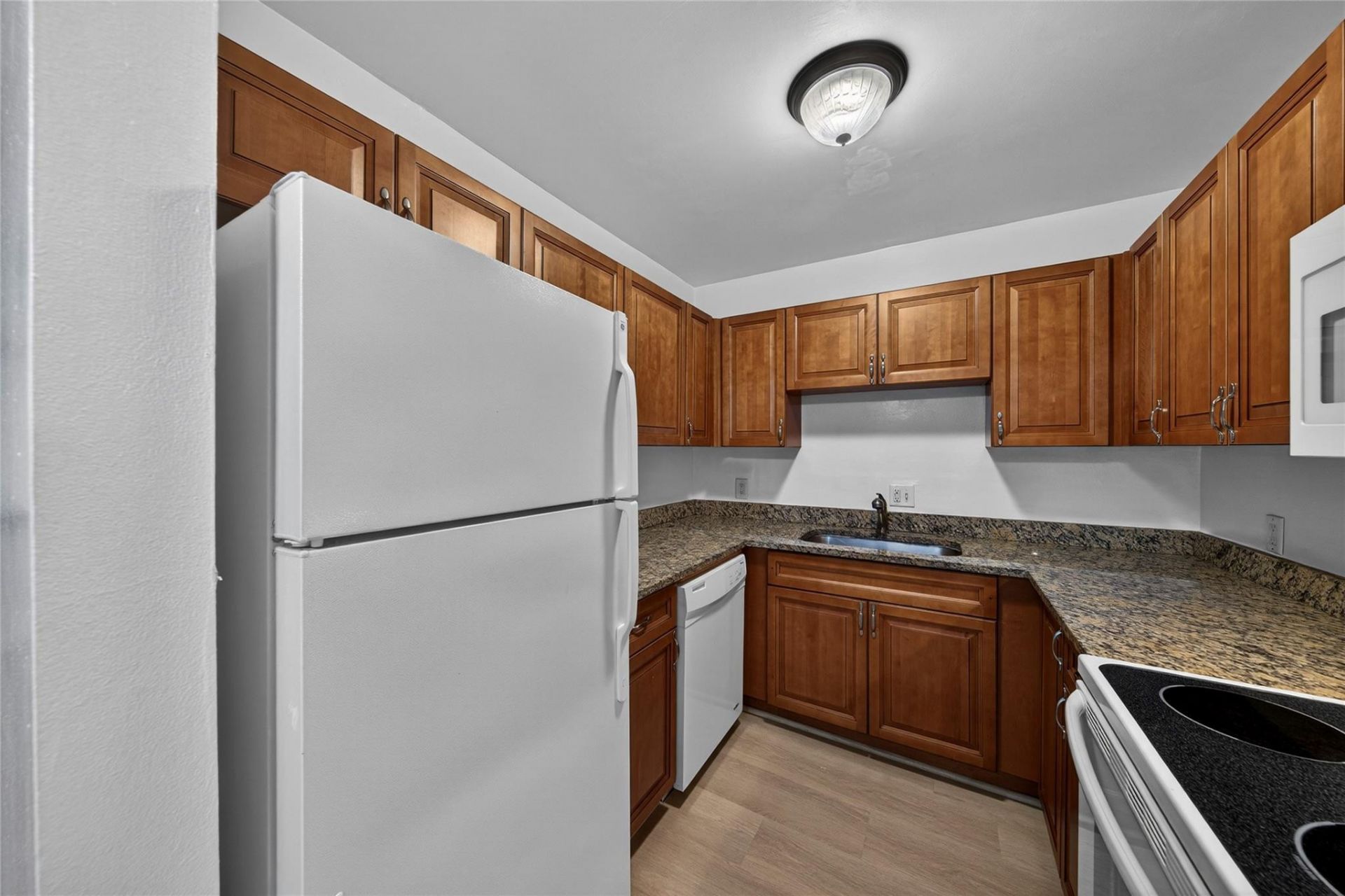 2201 NE 36th Street, Unit 105, Lighthouse Point, FL 33064 Photo