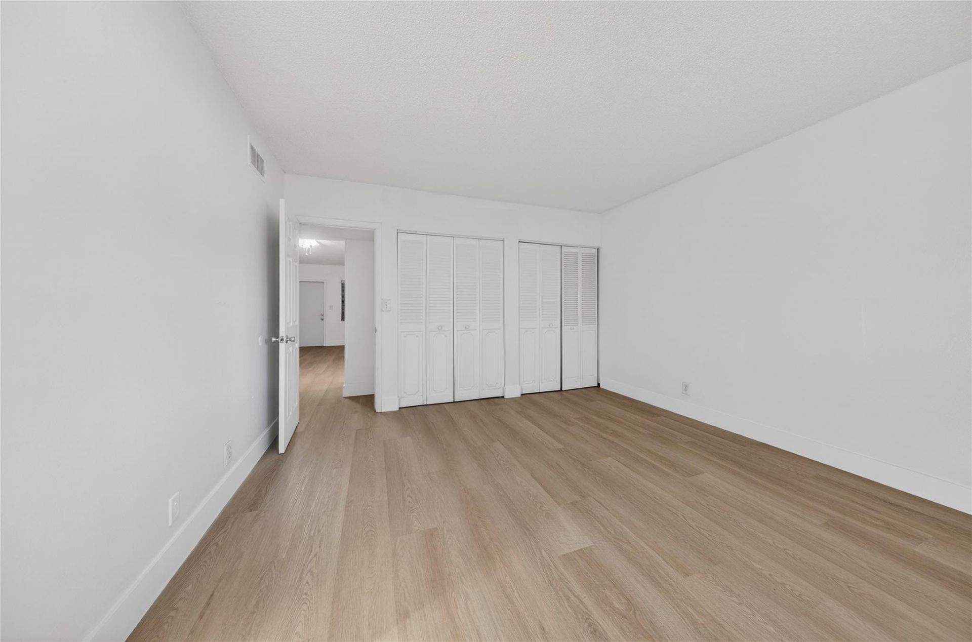 2201 NE 36th Street, Unit 105, Lighthouse Point, FL 33064 Photo