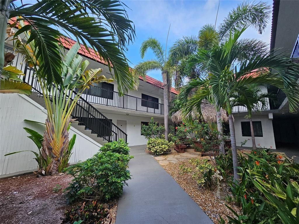 2201 NE 36th Street, Unit 105, Lighthouse Point, FL 33064 Photo