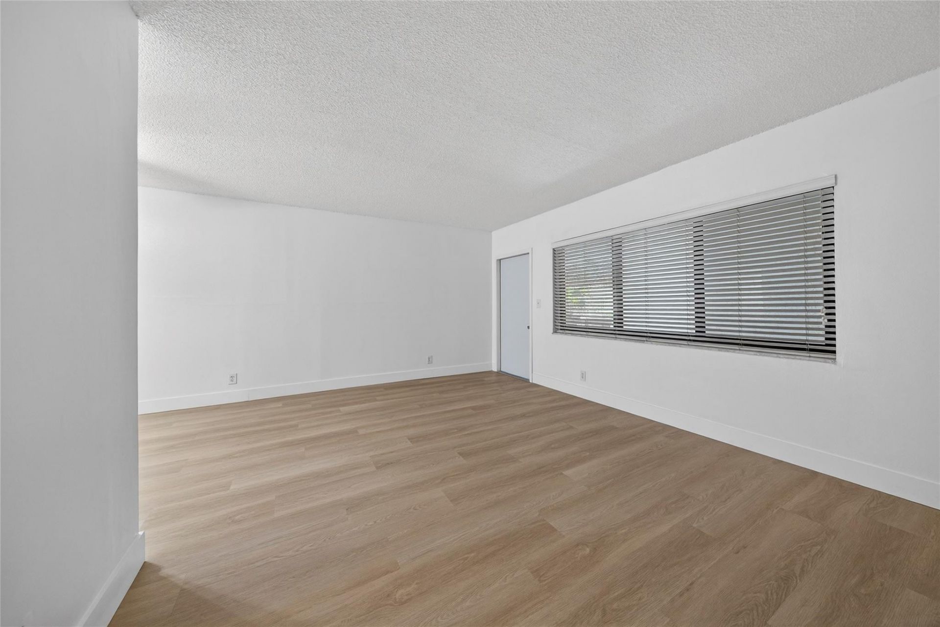 2201 NE 36th Street, Unit 105, Lighthouse Point, FL 33064 Photo
