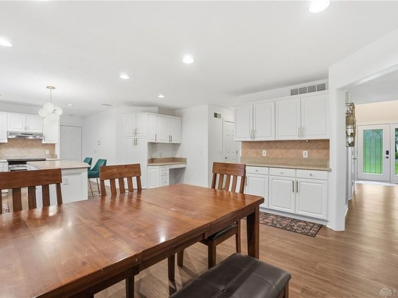 2570 River Bend Drive, Sugarcreek Township, OH 45370 Photo 20