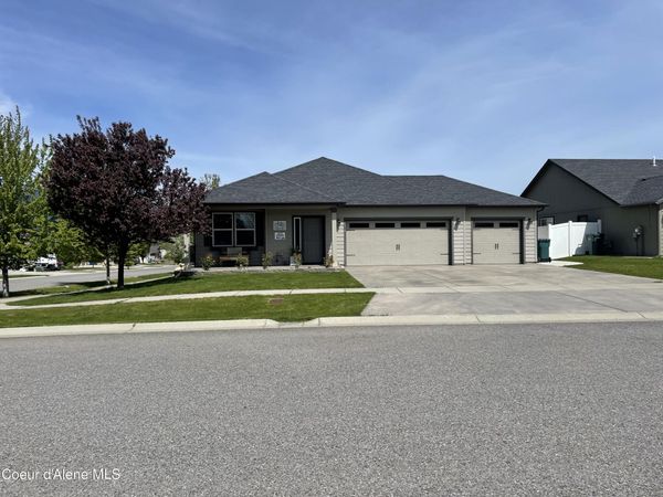 6319 W Harmony ST, Rathdrum, ID 83858