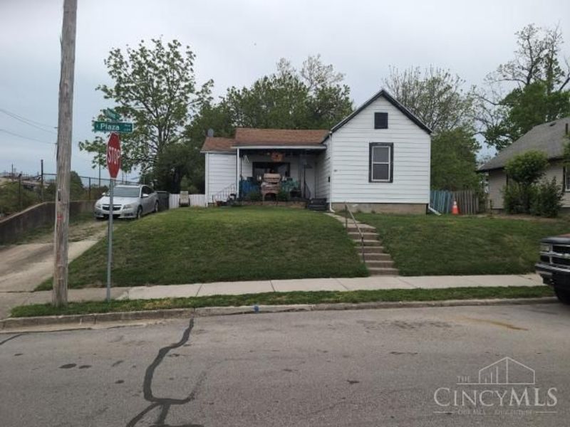 63 S Plaza Avenue, Dayton, OH 45417 Photo 1