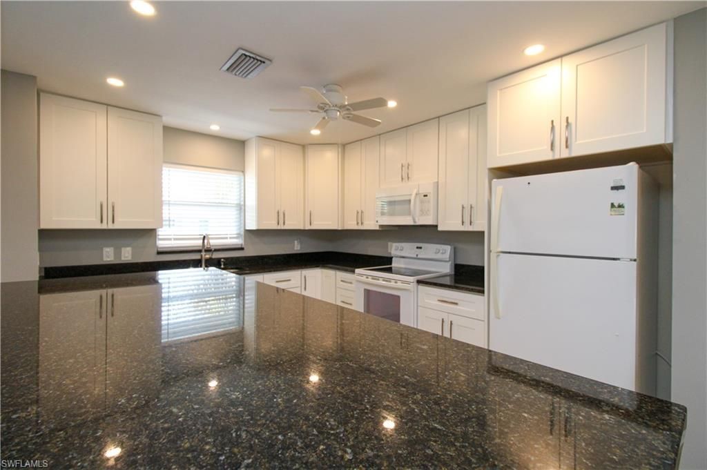 600 Valley Stream Dr , Unit F9, Naples, FL 34113 Photo