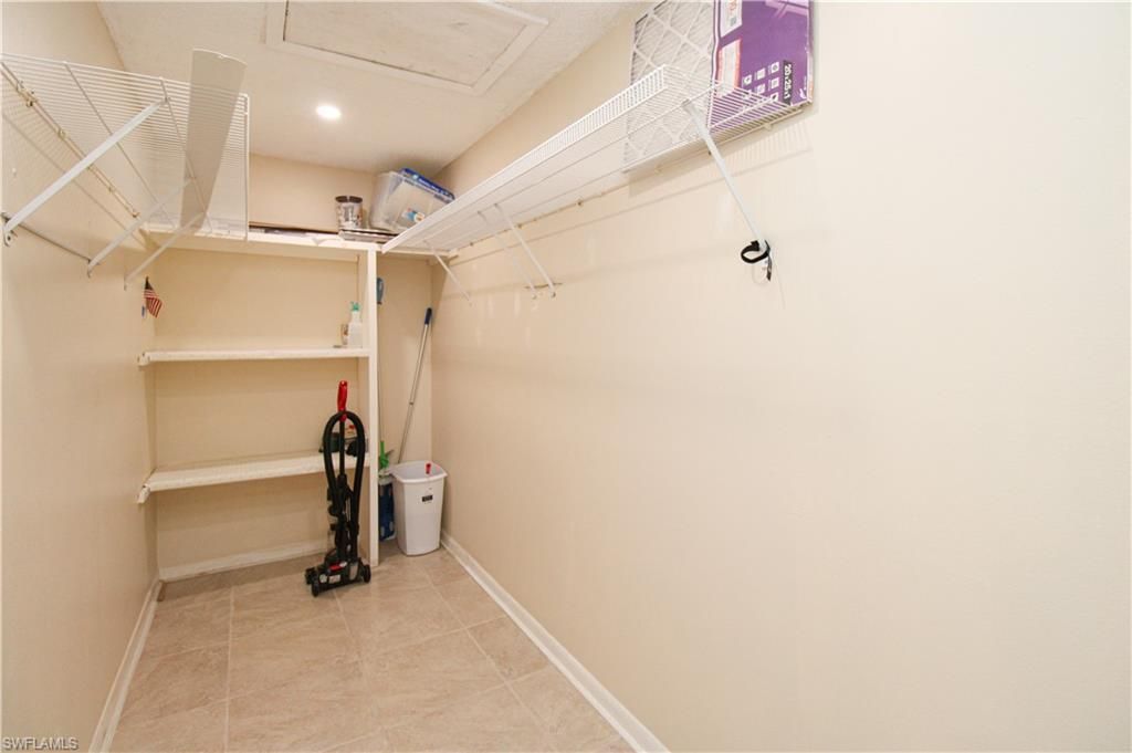 600 Valley Stream Dr , Unit F9, Naples, FL 34113 Photo