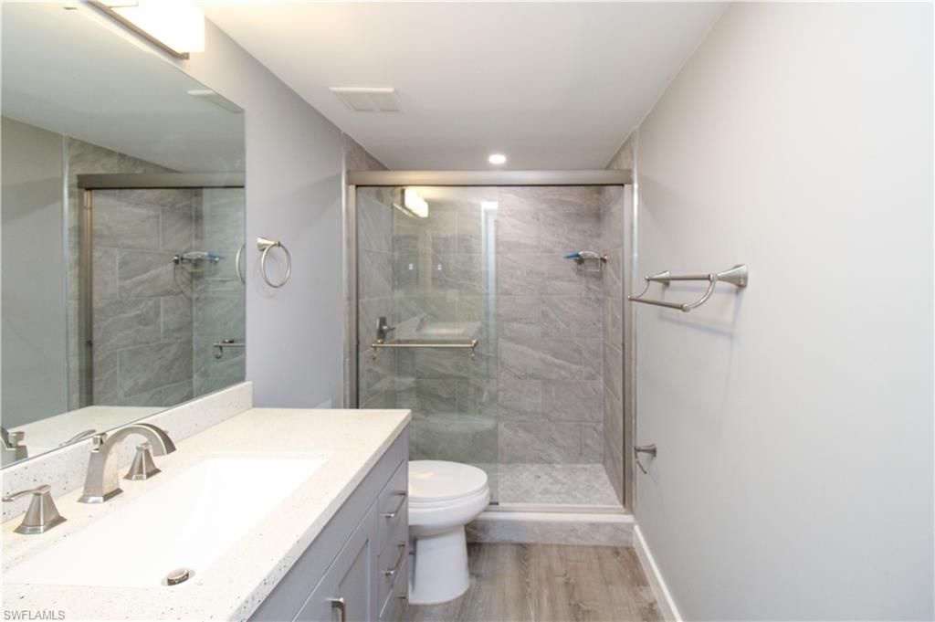 600 Valley Stream Dr , Unit F9, Naples, FL 34113 Photo