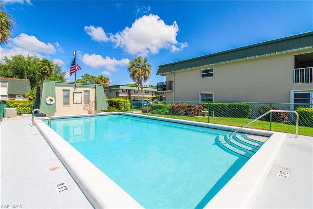 600 Valley Stream Dr , Unit F9, Naples, FL 34113 Photo
