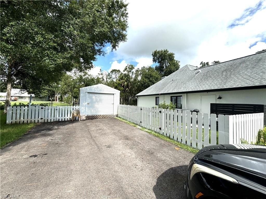 1090 Woods Dr, Labelle, FL 33935 Photo