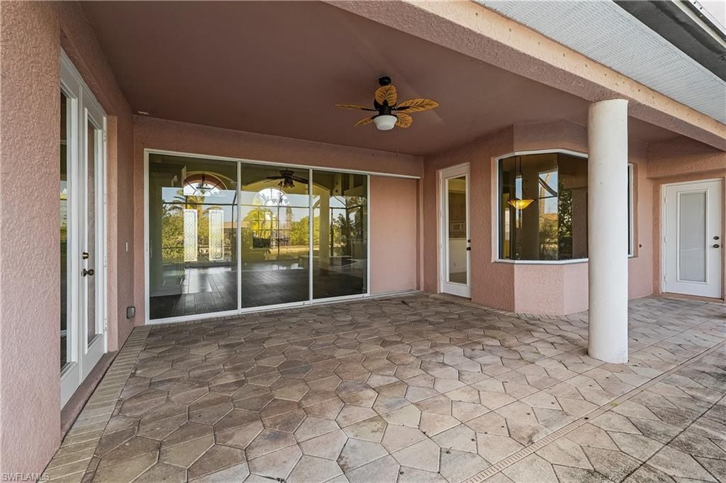 325 SE 21st St , Cape Coral, FL 33990 Photo