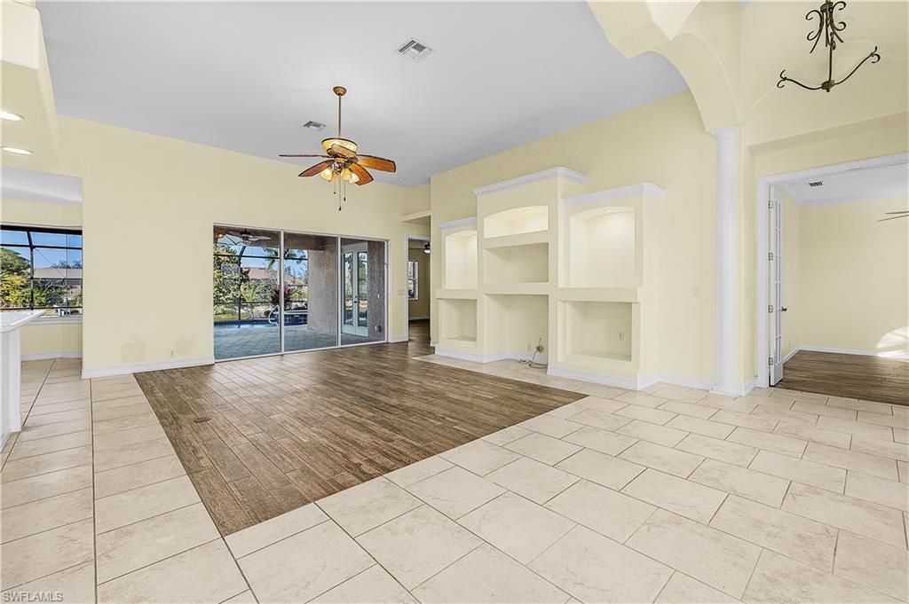 325 SE 21st St , Cape Coral, FL 33990 Photo