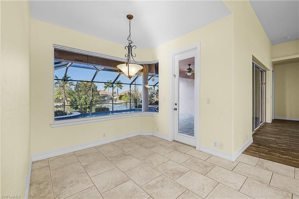 325 SE 21st St , Cape Coral, FL 33990 Photo