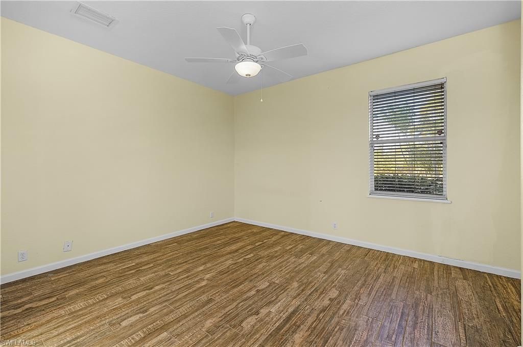 325 SE 21st St , Cape Coral, FL 33990 Photo