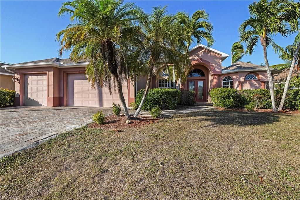 325 SE 21st St , Cape Coral, FL 33990 Photo