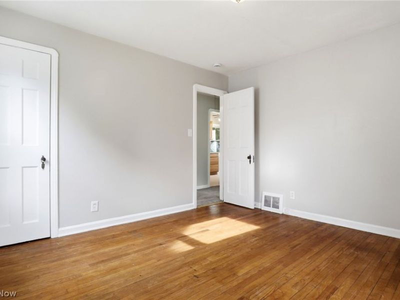 4538 Telhurst Road, South Euclid, OH 44121 Photo 16
