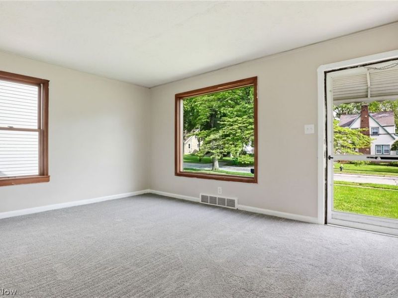 4538 Telhurst Road, South Euclid, OH 44121 Photo 3