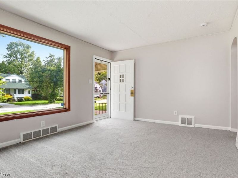 4538 Telhurst Road, South Euclid, OH 44121 Photo 4
